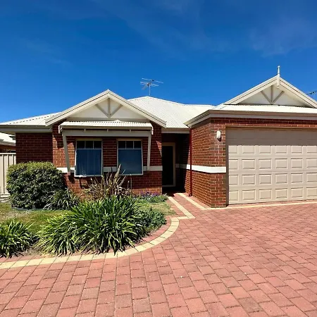 Central On Kent Busselton Exterior photo